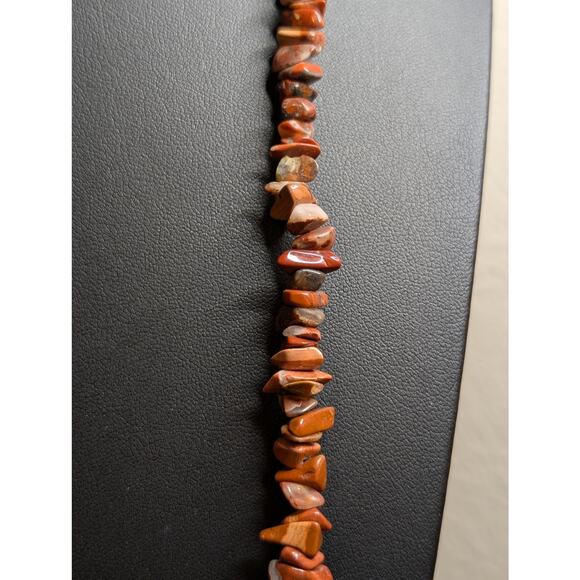Vintage Brownish Red Gemstone Chip Bead 34" Strand Necklace - Picture 6 of 7